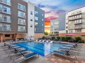 Building Photo - MAA South Lamar