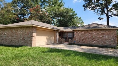 Building Photo - 2702 Foliage Green Dr
