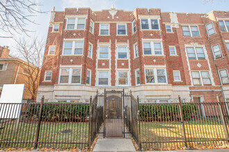 Building Photo - 6956 N Ashland Blvd