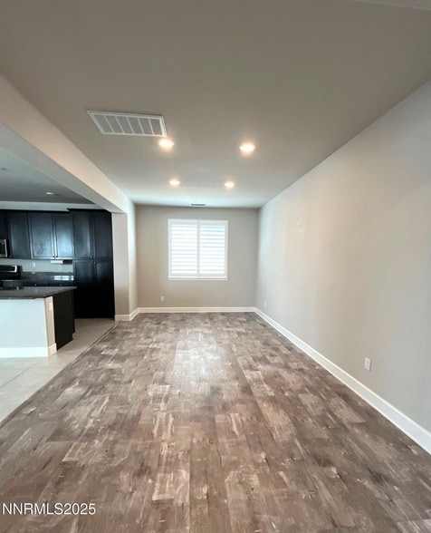 Building Photo - 2025 Elk Falls Way