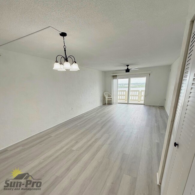 Foto del edificio - 3606 S Peninsula Dr