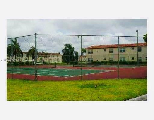 Foto del edificio - 8713 SW 5th St