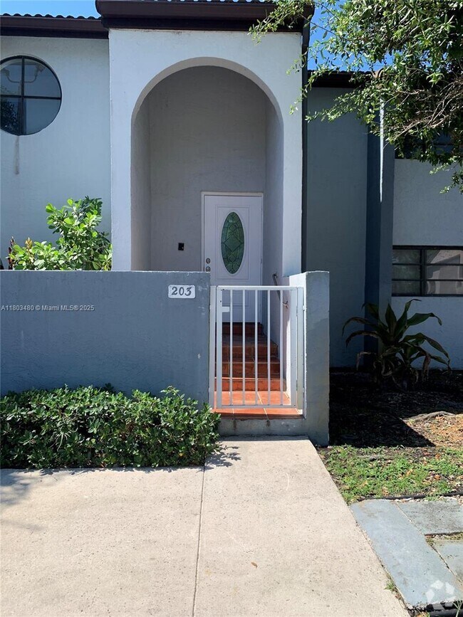 Building Photo - 9033 SW 123rd Ct