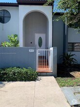 Building Photo - 9033 SW 123rd Ct