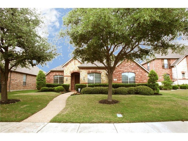 Building Photo - 1354 Dodgeton Dr