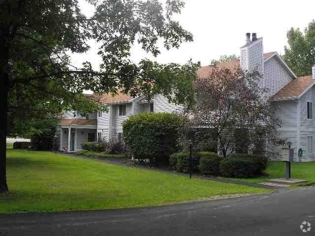 Building Photo - 978 Burdeck St