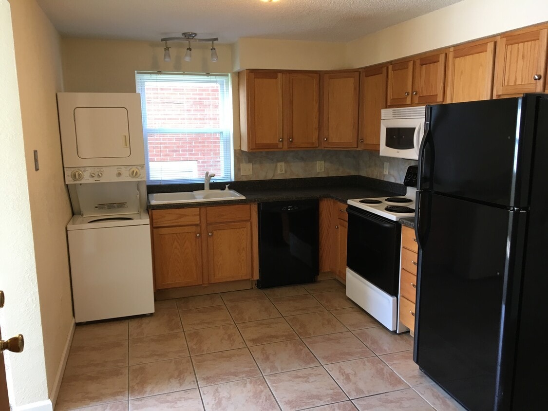 111 Clark Ave Unit 4, Cape Girardeau, MO 63701 Apartments in Cape Girardeau, MO