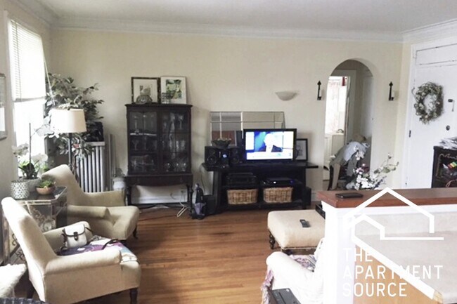 Foto del edificio - 918 Green Bay Rd