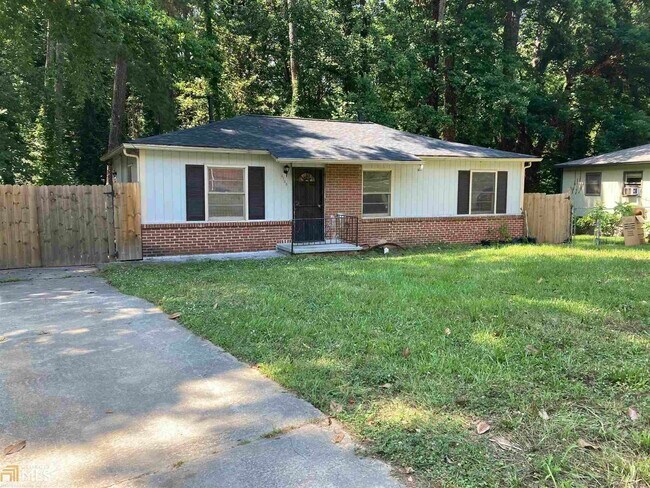 Building Photo - 3733 Clovis Ct NW