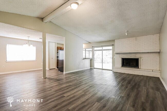 Foto del edificio - 8243 Lone Shadow Trail