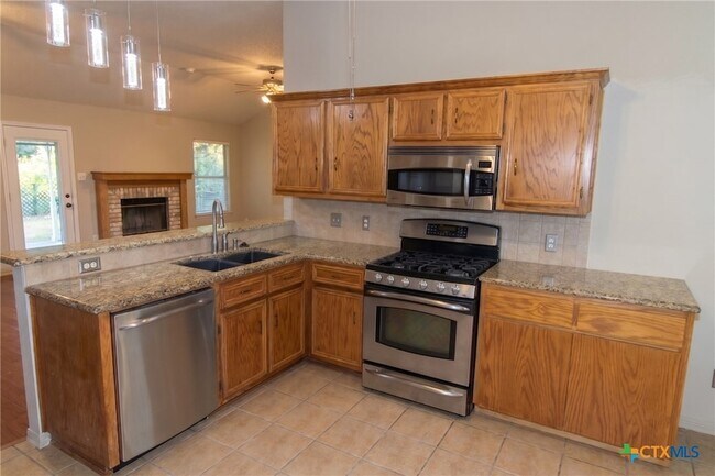Foto del edificio - 924 Northern Dancer Dr