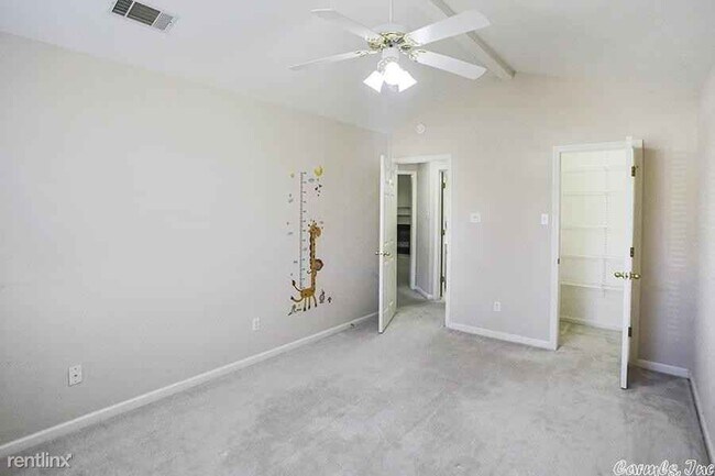 Foto del edificio - 3 br, 2 bath House - 12915 Misty Creek Dr