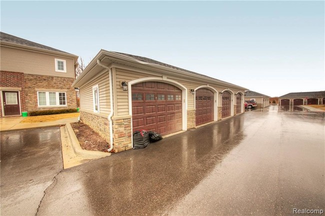 Building Photo - 5604 Arbor Chase Dr