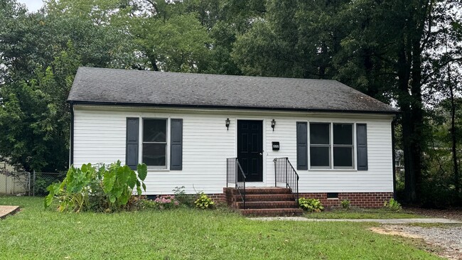 Building Photo - Renovated Highland Springs Rancher