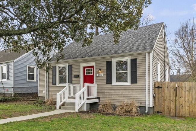 Building Photo - 1413 Lenmore St