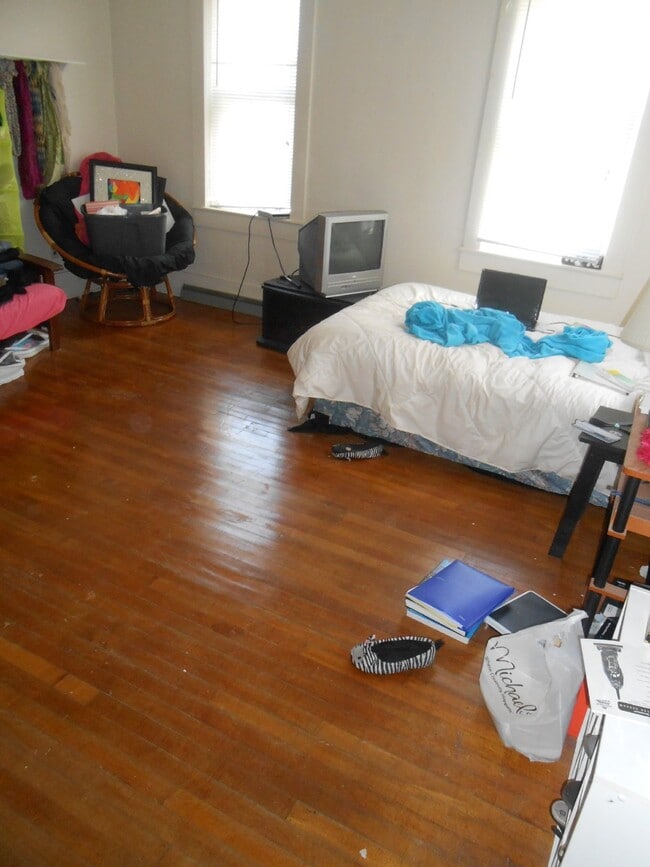 Foto del edificio - Awesome 2 Bed 1 Bath! Available June 1st!