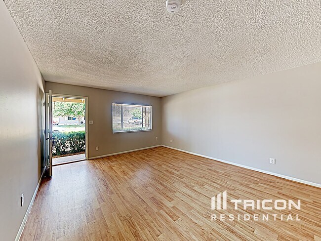 Foto del edificio - 4121 W Griswold Rd