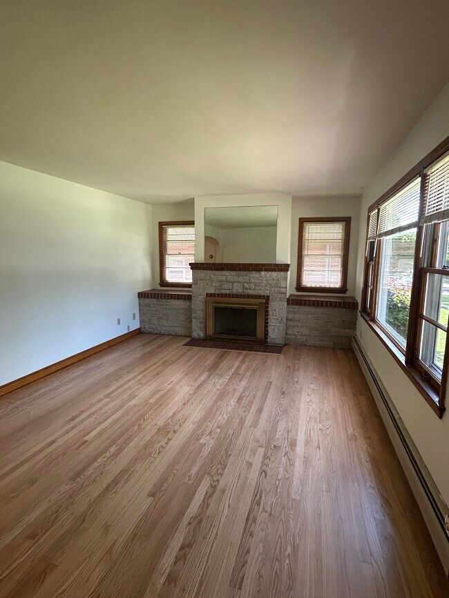 Foto del edificio - 1119 Chandler St