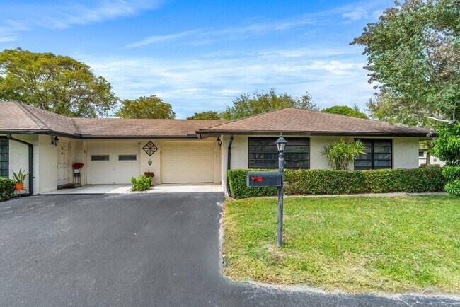 Foto del edificio - 4632 Finchwood Way