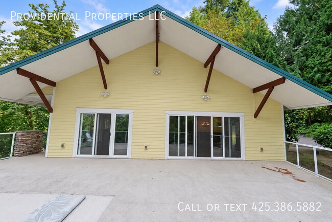 Building Photo - 1722 264th Ave NE