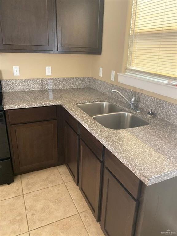 Building Photo - 2115 Garden Ridge Dr