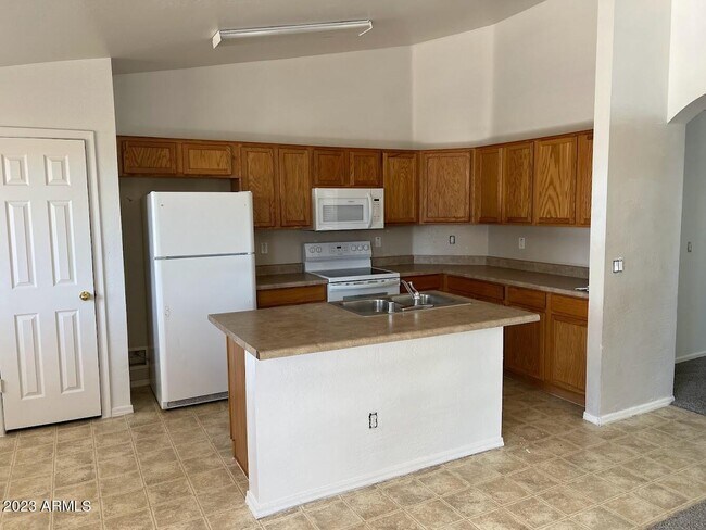 Foto del edificio - 8541 W Riley Rd