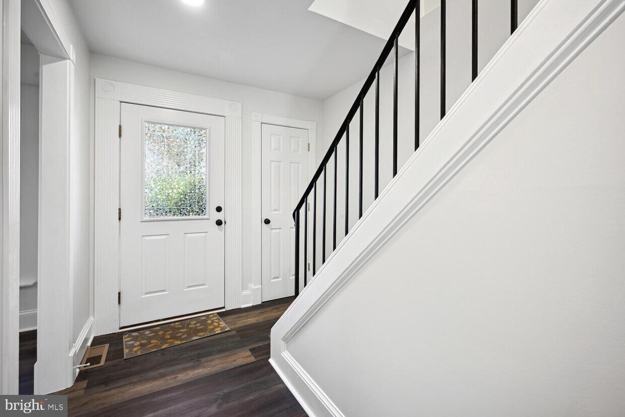 12282 Greenleaf Ave, Potomac, MD 20854 Townhome Rentals in Potomac MD