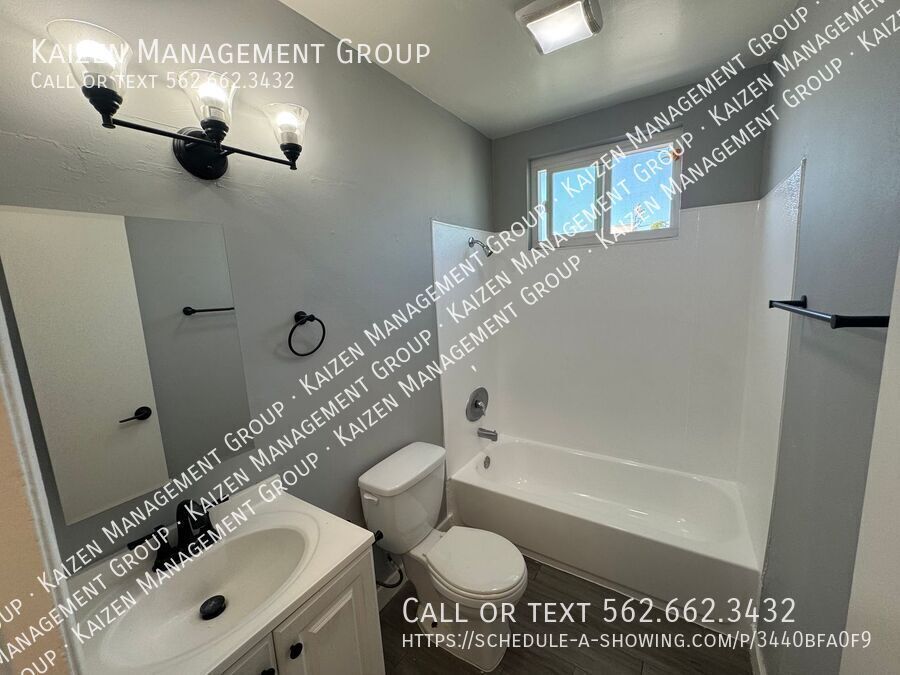 Primary Photo - 1170 Daisy Ave