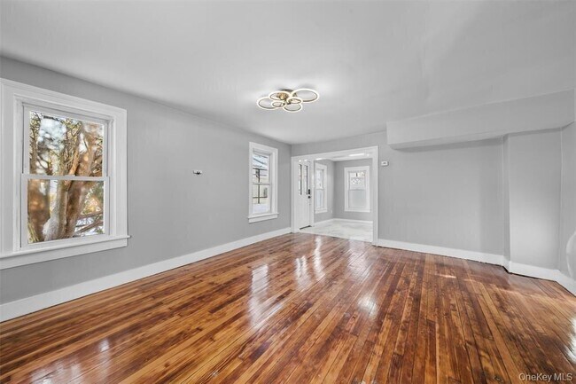 Foto del edificio - 45 1/2 Sussex St