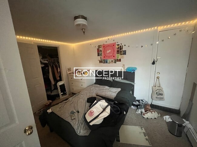 Building Photo - 168 Northampton St