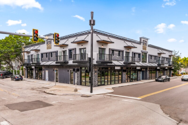Foto principal - 927 S Howard Ave