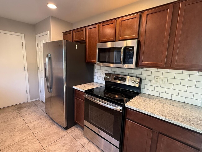 Foto del edificio - 506 E Townley Ave