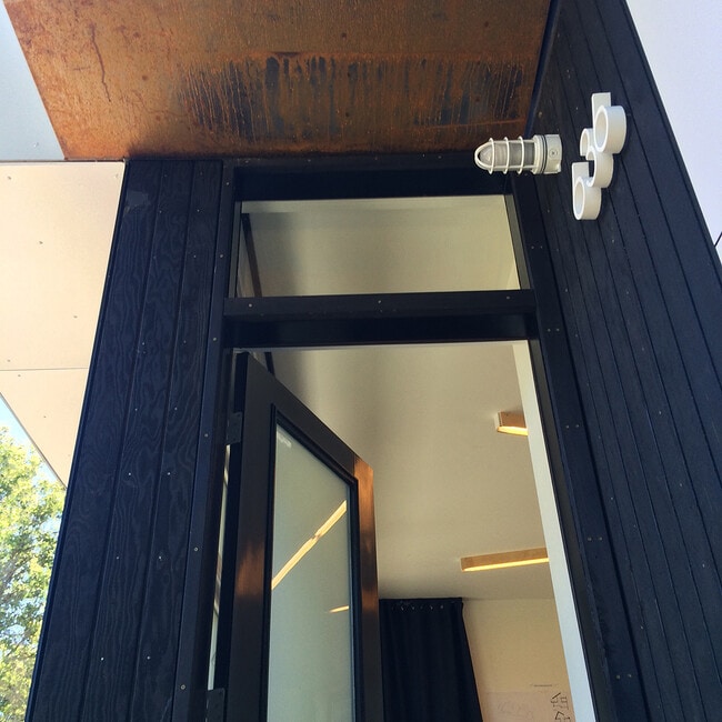 Front entrance to Unit 1A - 636 North Prospect Street