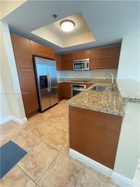 Building Photo - 2681 N Flamingo Rd