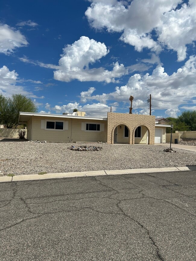 Building Photo - 1971 Cliffrose Dr Building Photo - 1971 Cliffrose Dr