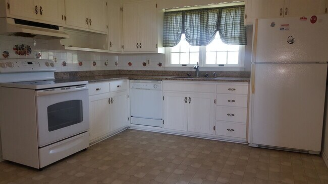Building Photo - Charming 3-Bedroom Home Near Harford County Airport