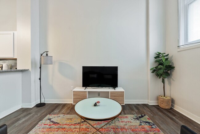 Foto del edificio - 50 N Illinois St