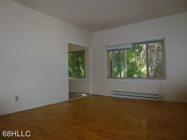 Building Photo - 2416 8th Ave