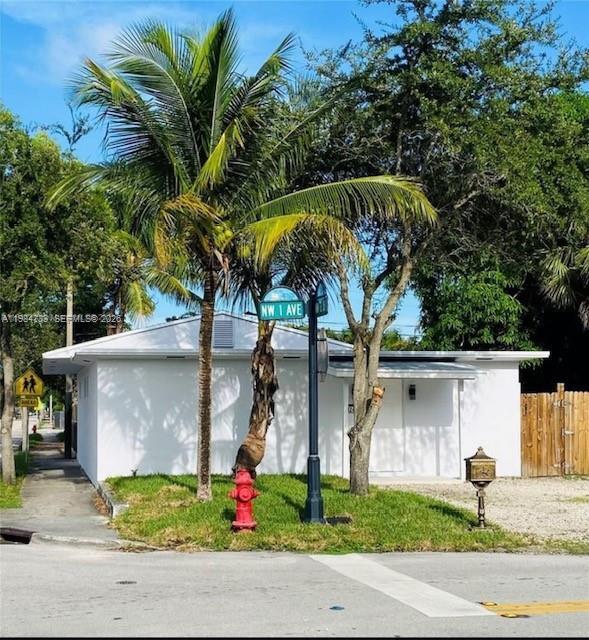 Foto del edificio - 1244 NW 1st Ave