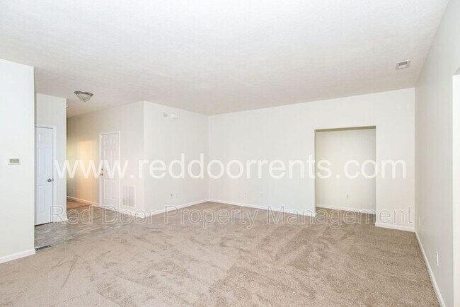 Building Photo - 907 Curlew Ln