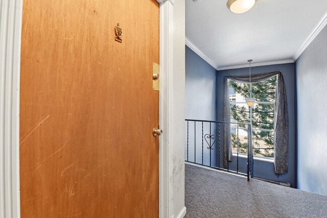 Photo - $1,420.95 with $300 off the first month's rent, 1 Beds - 1 Bath, Condo in Denver with Onsite Laun...
