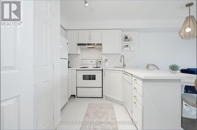 Photo du bâtiment - 140 Bathurst St