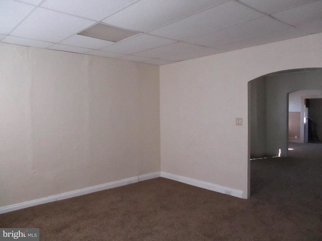 Building Photo - 1552 Red Bank Ave