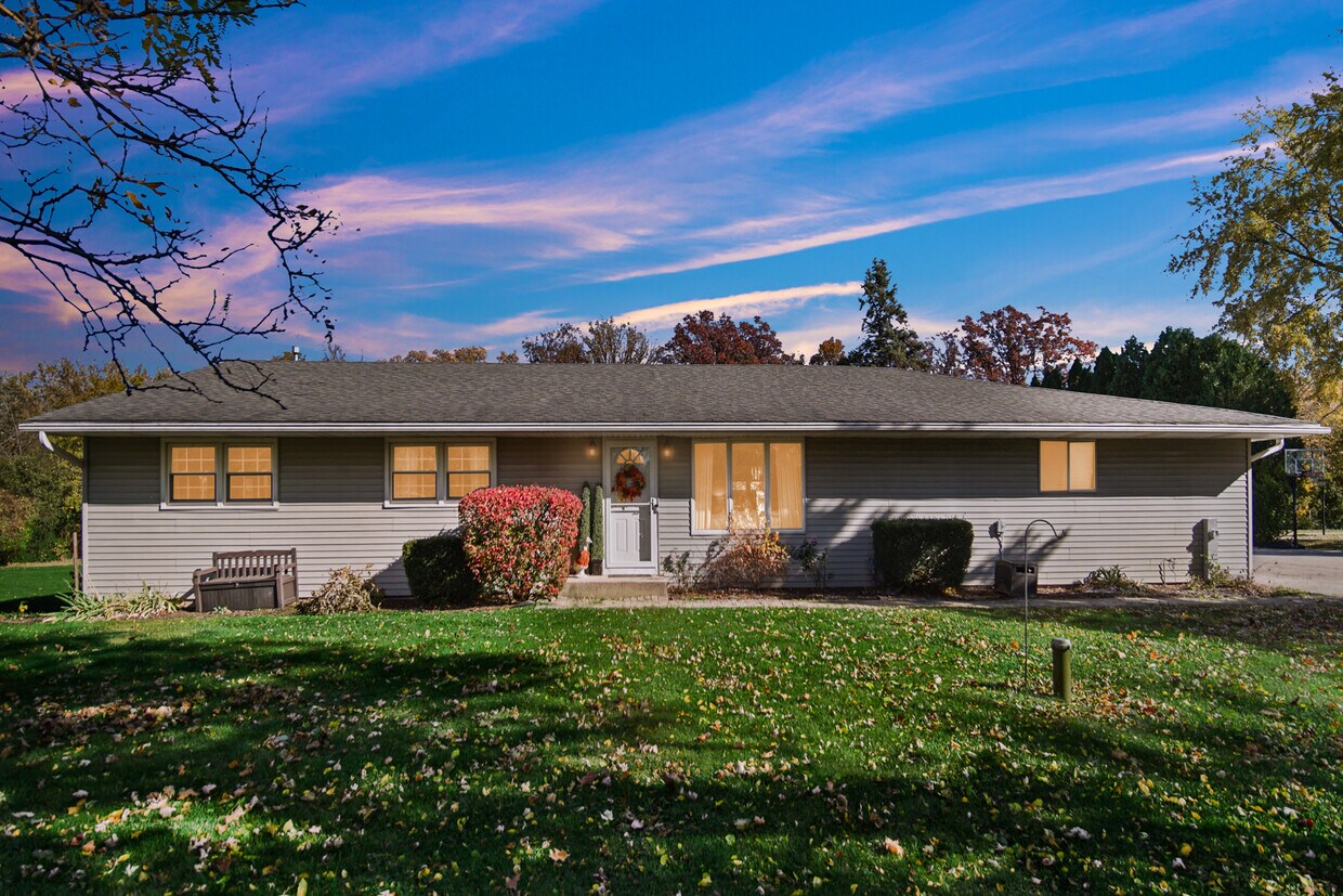 Foto principal - 12201 Prairie St