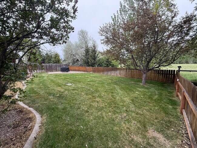 Building Photo - 983 New Holland Dr