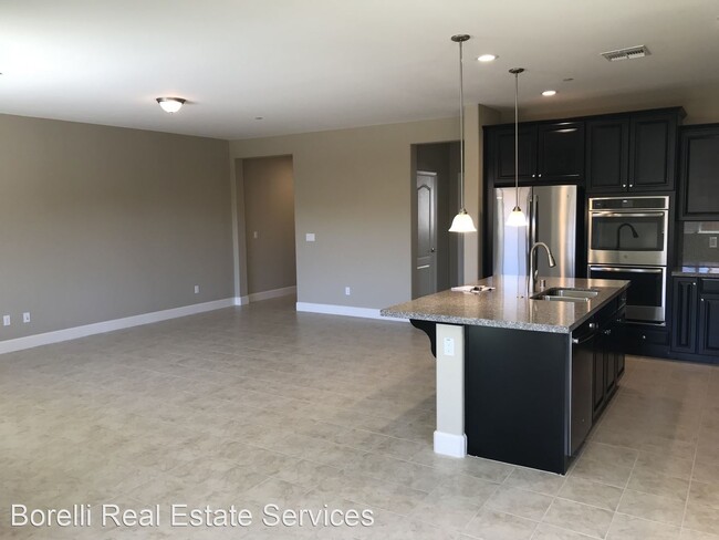 Foto del edificio - 2 br, 2 bath House - 813 Grace Ave.