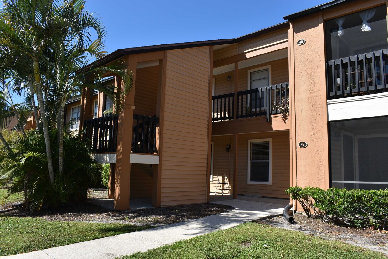 500 S Belcher Rd Unit 37, Largo, FL 33771 Condo for Rent in Largo, FL