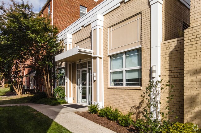 Building Photo - 6235 Wilson Blvd