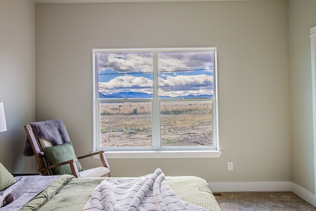 Building Photo - 1300 Mahalo Ln