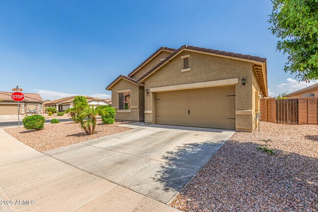Building Photo - 41161 W Capistrano Dr